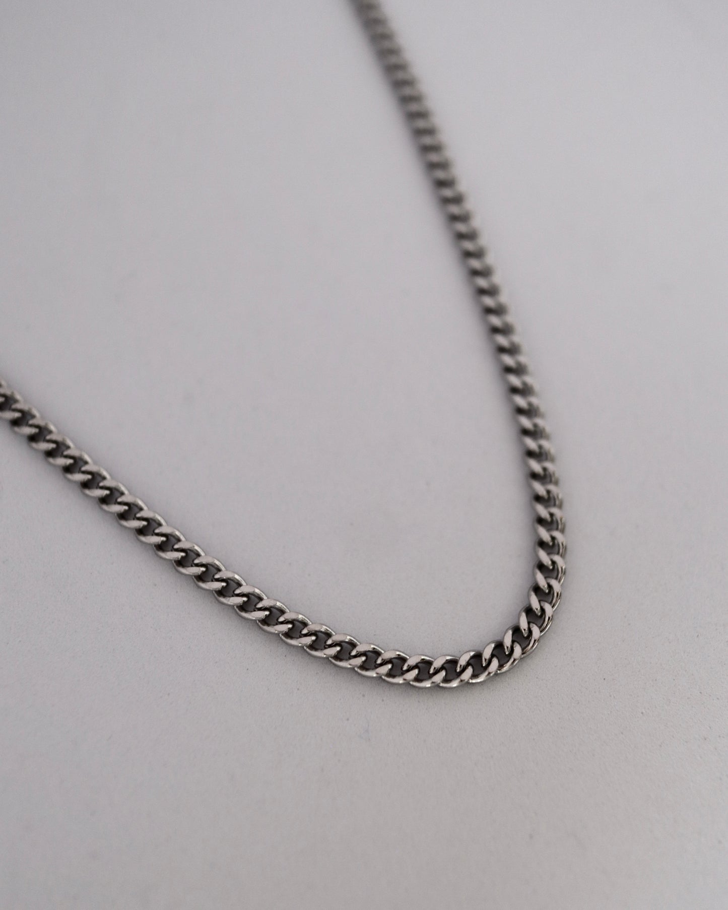 flat chain necklace