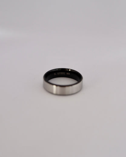 black outline ring
