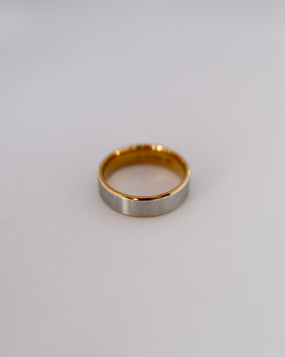 gold outline ring