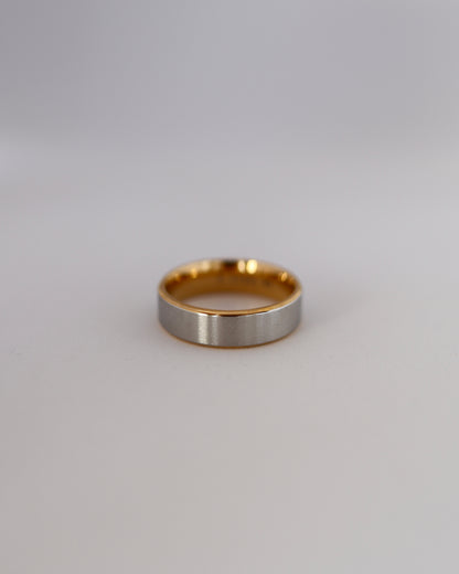 gold outline ring