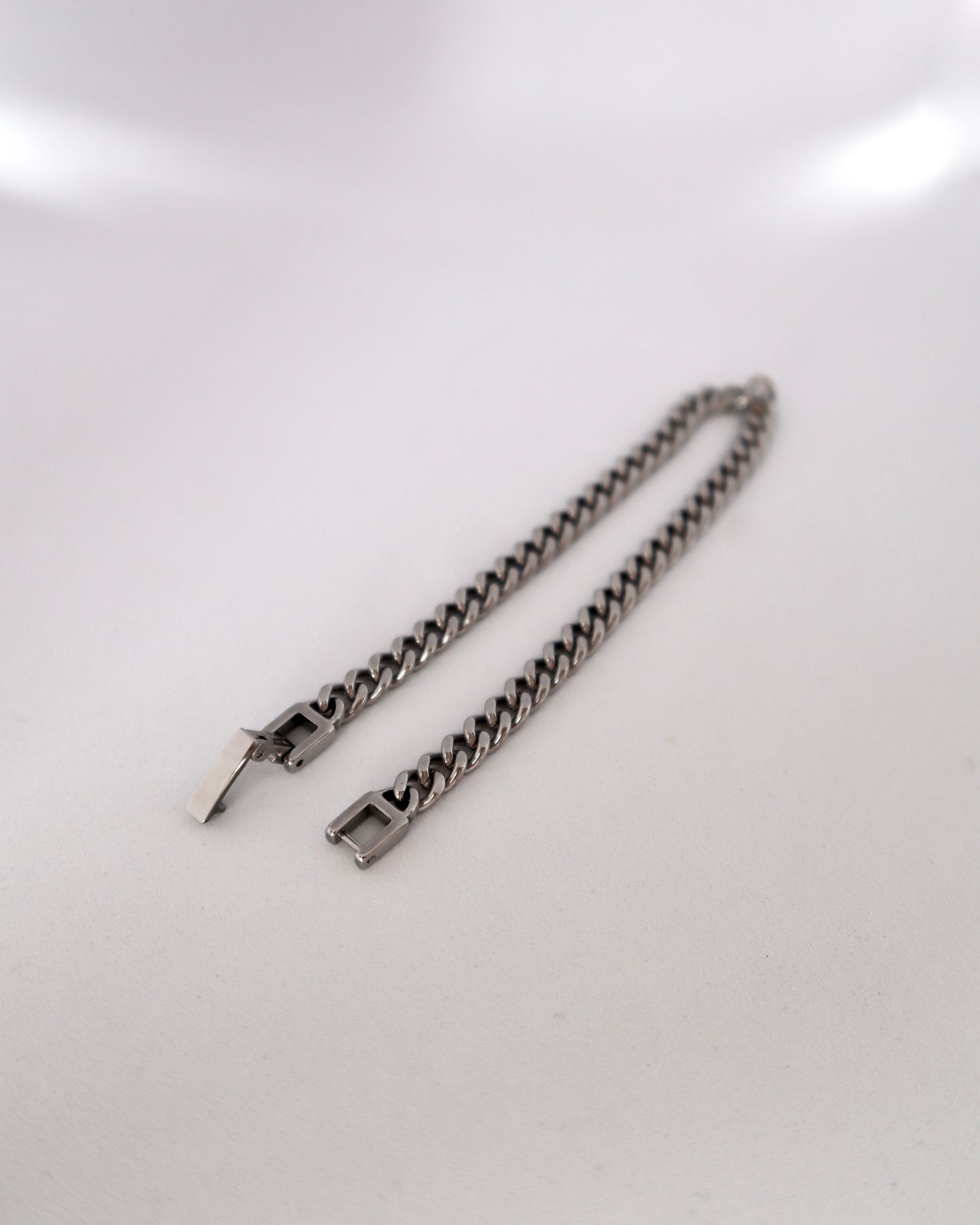 flat chain silver bracelet