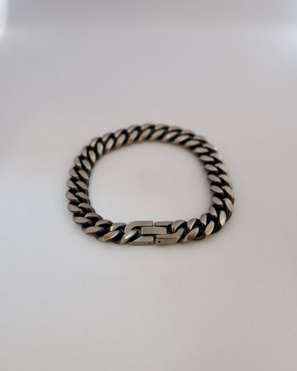knitting thick bracelet